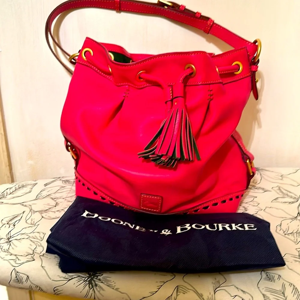 Handbag - Picture 3 of 8